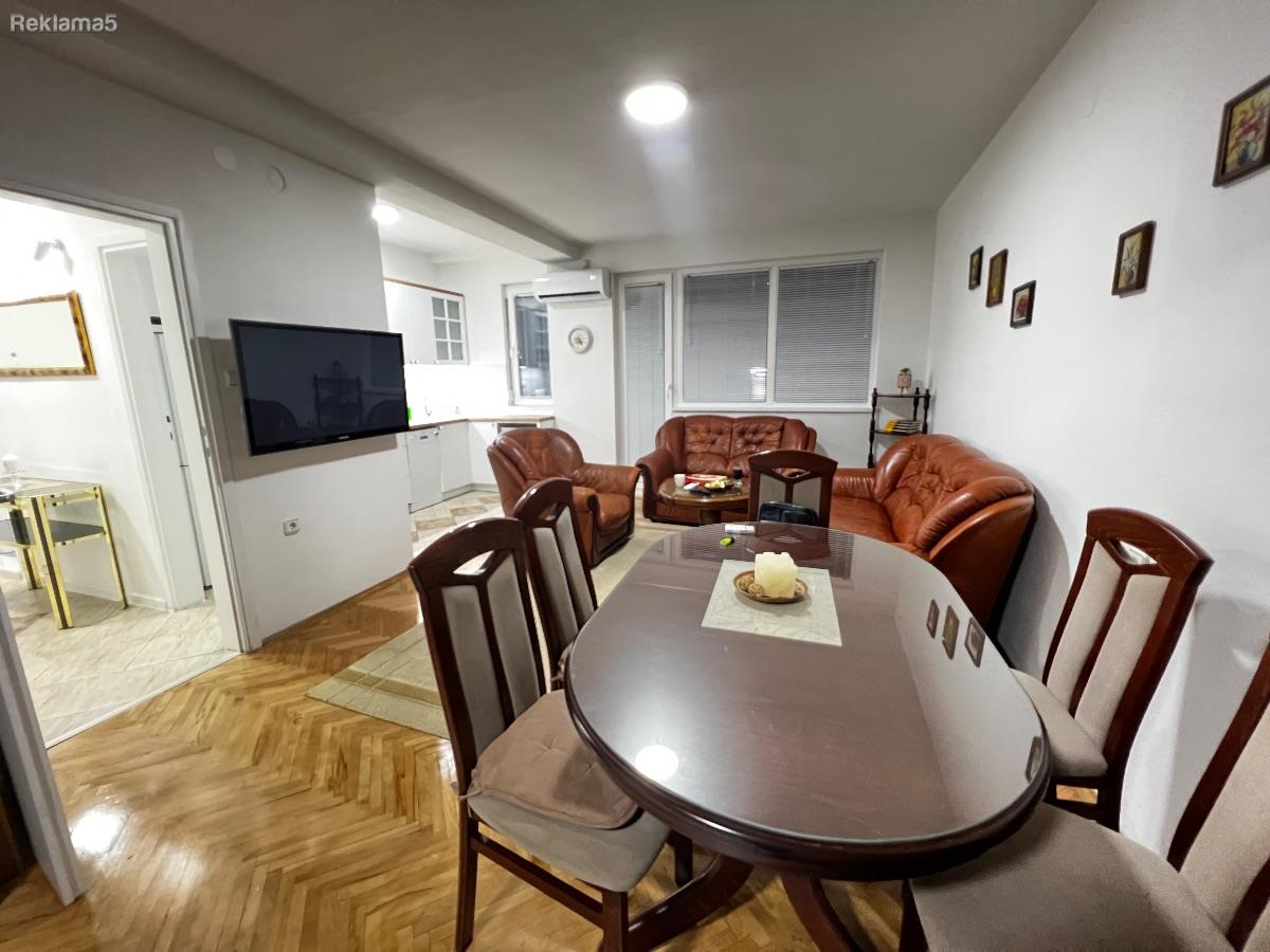 Three-room apartment on Partizanska near Simpo