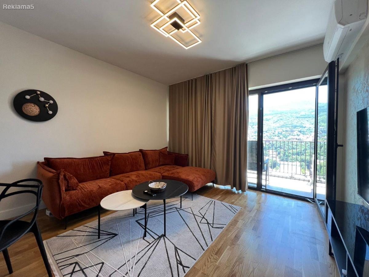 THREE-ROOM APARTMENT FOR RENT IN THE CENTER - DIAMOND LIMAK