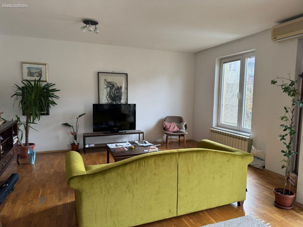 Se izdava dvosoben namesten 55m2 Taftalidze Mlecen