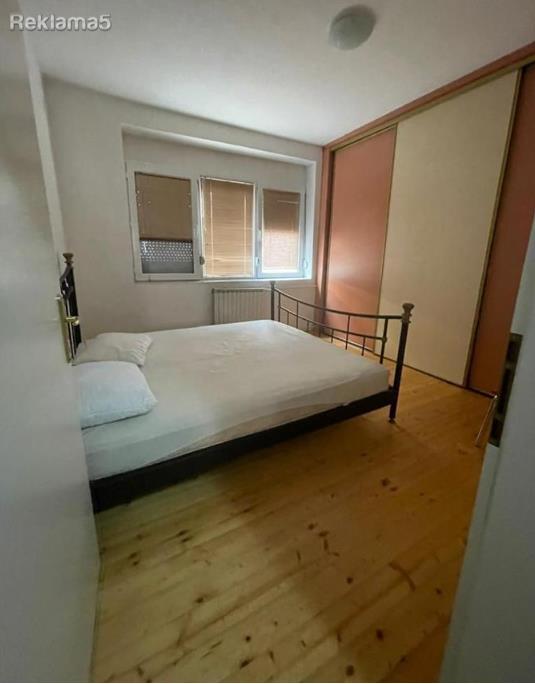Apartment for rent in Debar Maalo 56m2