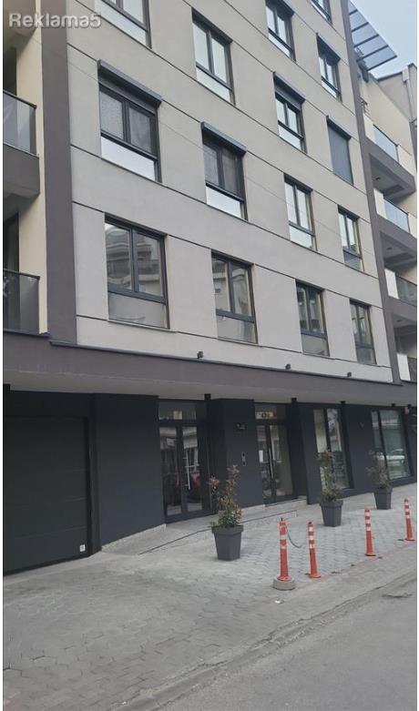 Apartment for rent in Debar Maalo 53m2