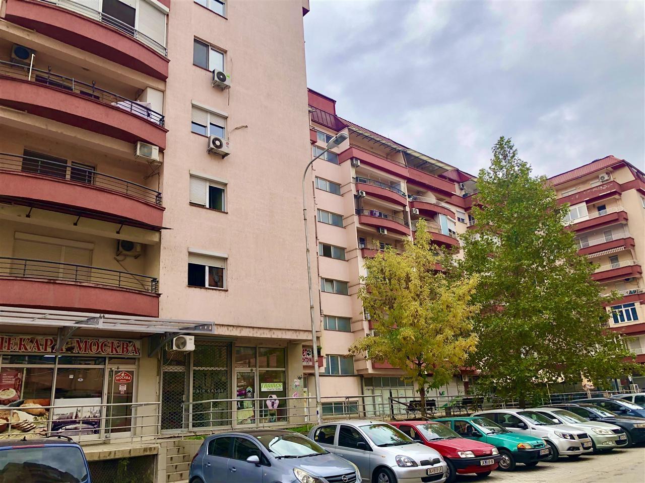 Luksuzna opremena garsonjera K.voda
