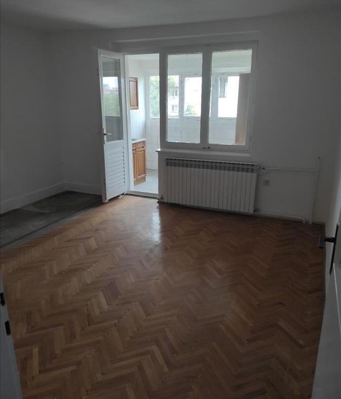 We are selling a 55m2 apartment in Karposh 1