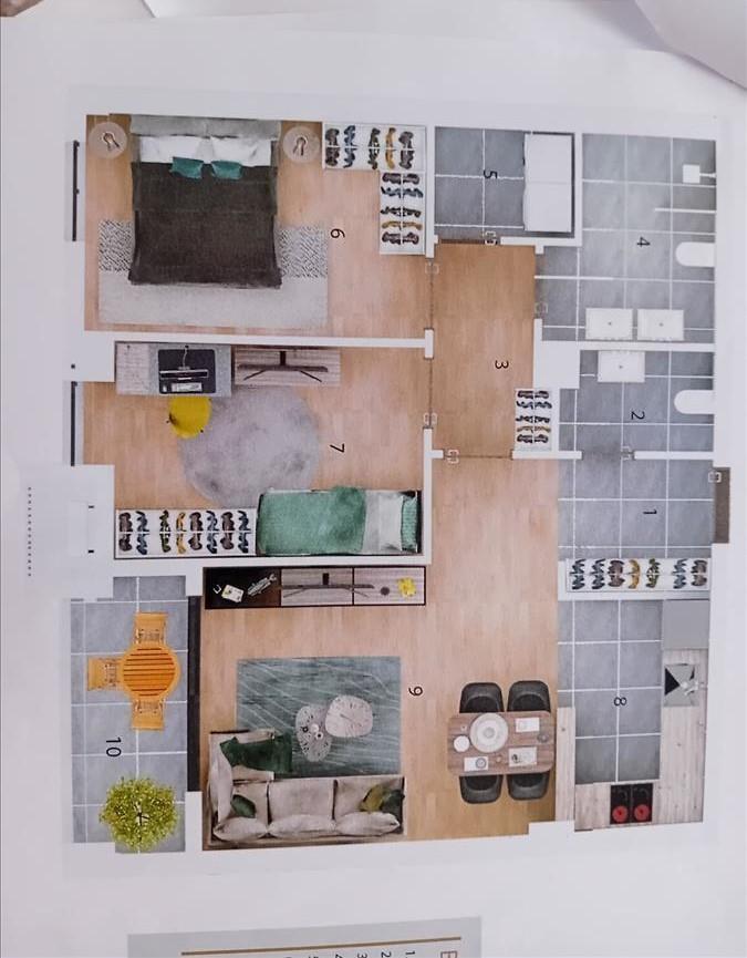 We are selling a 67m2 two-bedroom apartment in Porta Superior Airport
