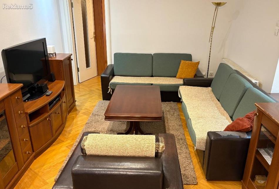 Namesten stan vo Centar 56m2 so 2 spalni renoviran