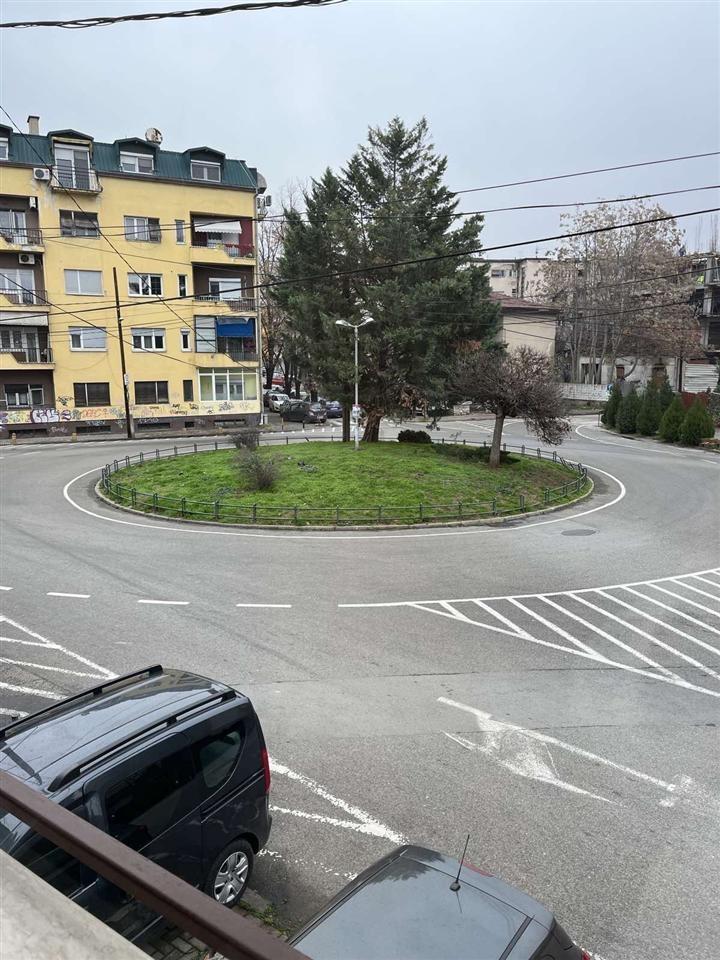 FOR RENT apartment 1st floor Business or living 55m2 renovated