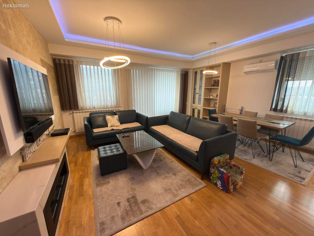Prodazba na Ekstra Namesten trosoben 89m2 Nastel Tafta 1