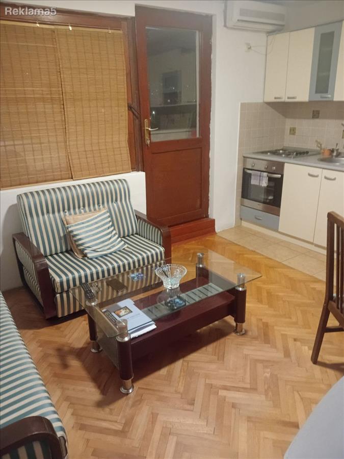 Se prodava stan 41m2 vo Aerodrom
