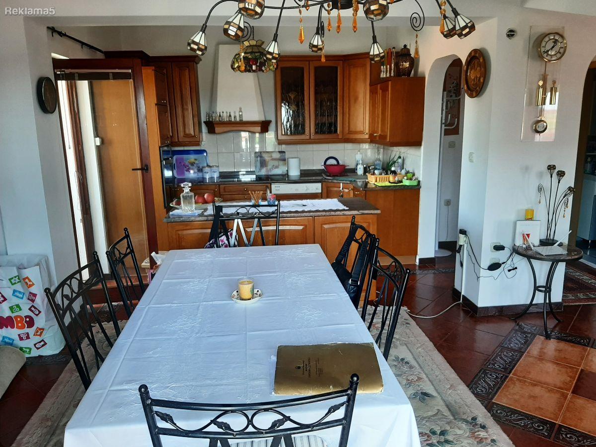 SANRAJS stan 90 m2 so 3 spalni i 2 kupatila renoviran