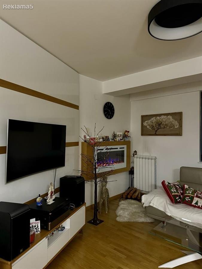 Se prodava stan dupleks 104m2 vo Debar Maalo
