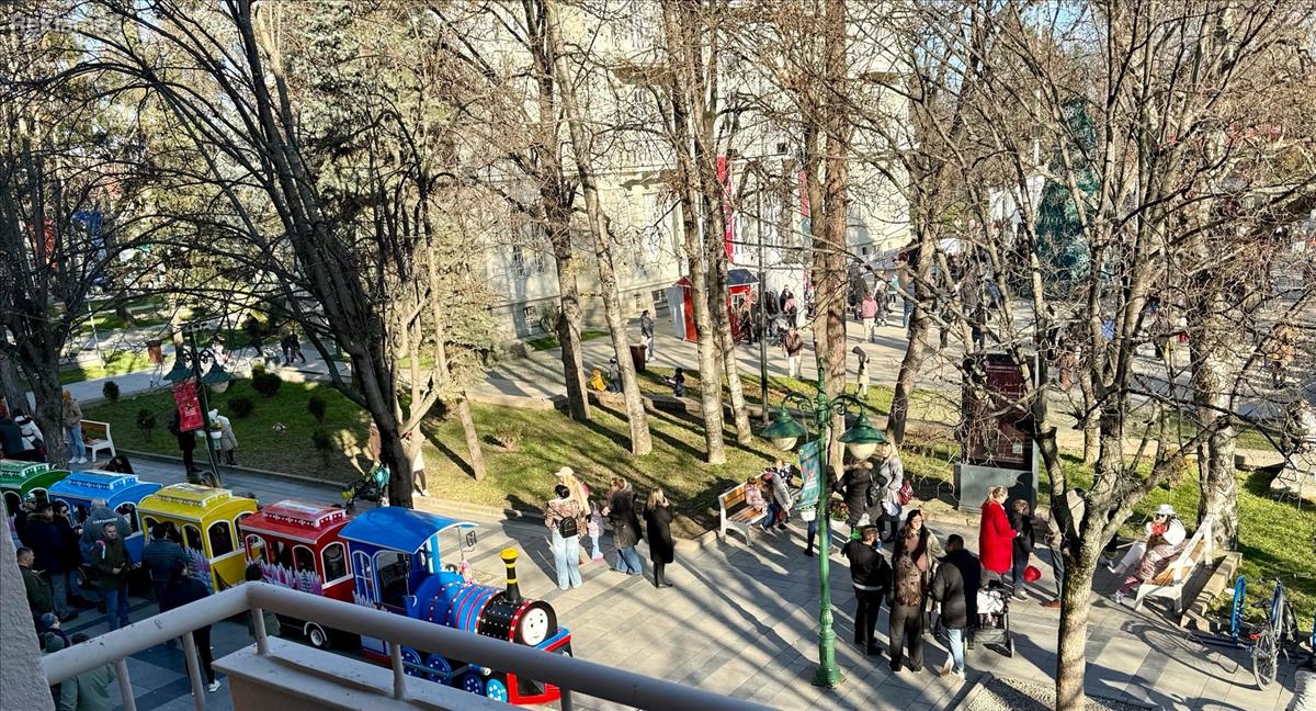 Kompletno renoviran OFICERSKI DOM