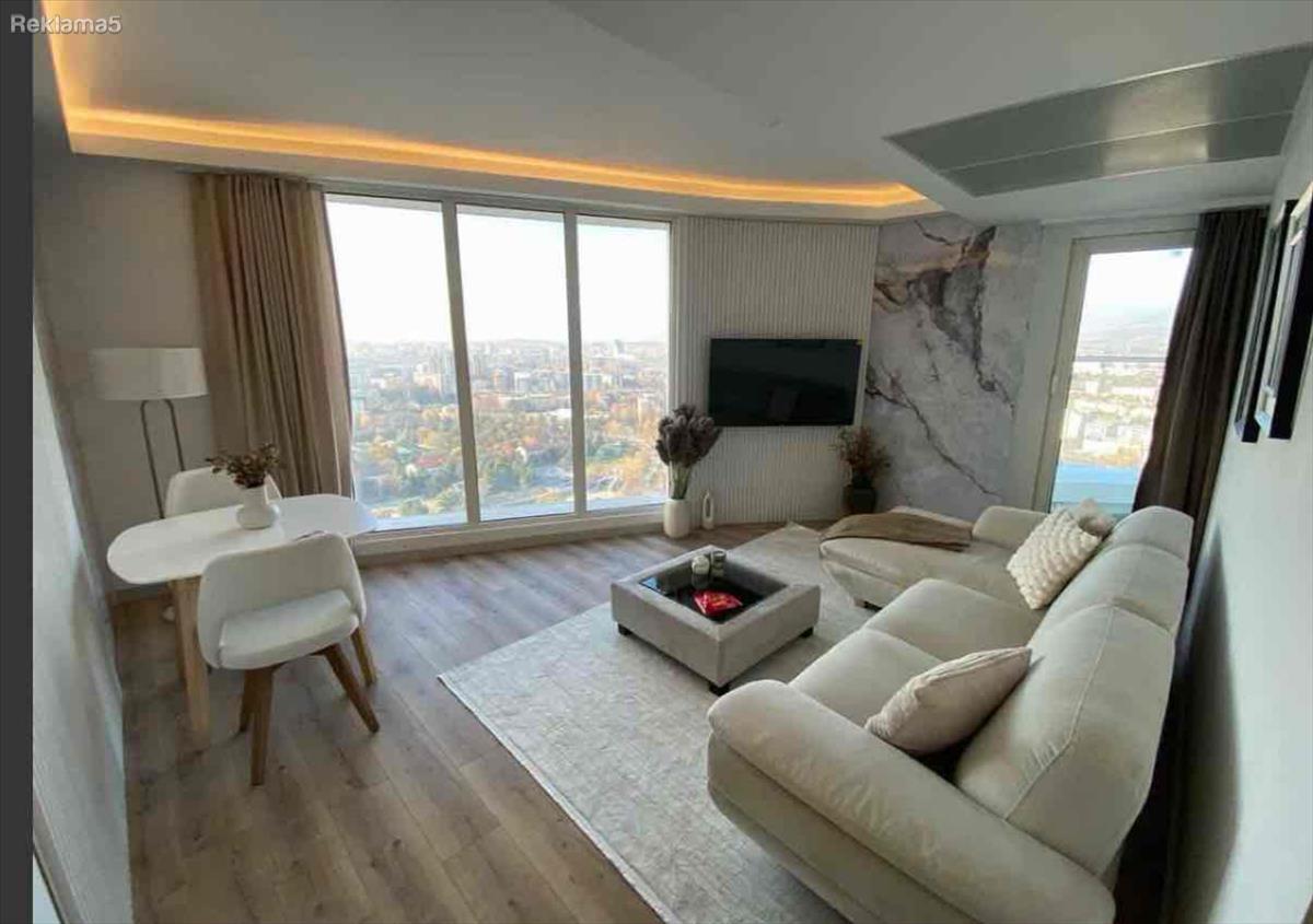 A unique apartment for rent on the 31st floor