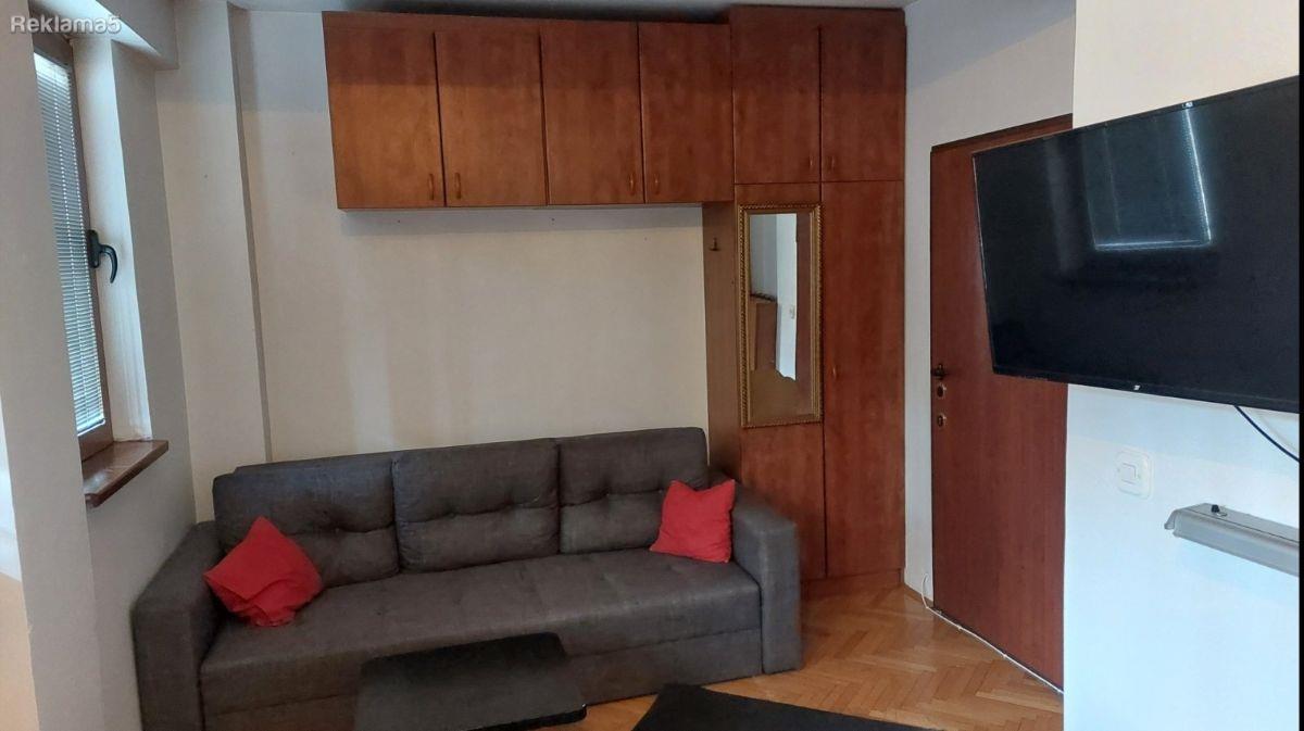 Furnished studio apartment in the center for rent