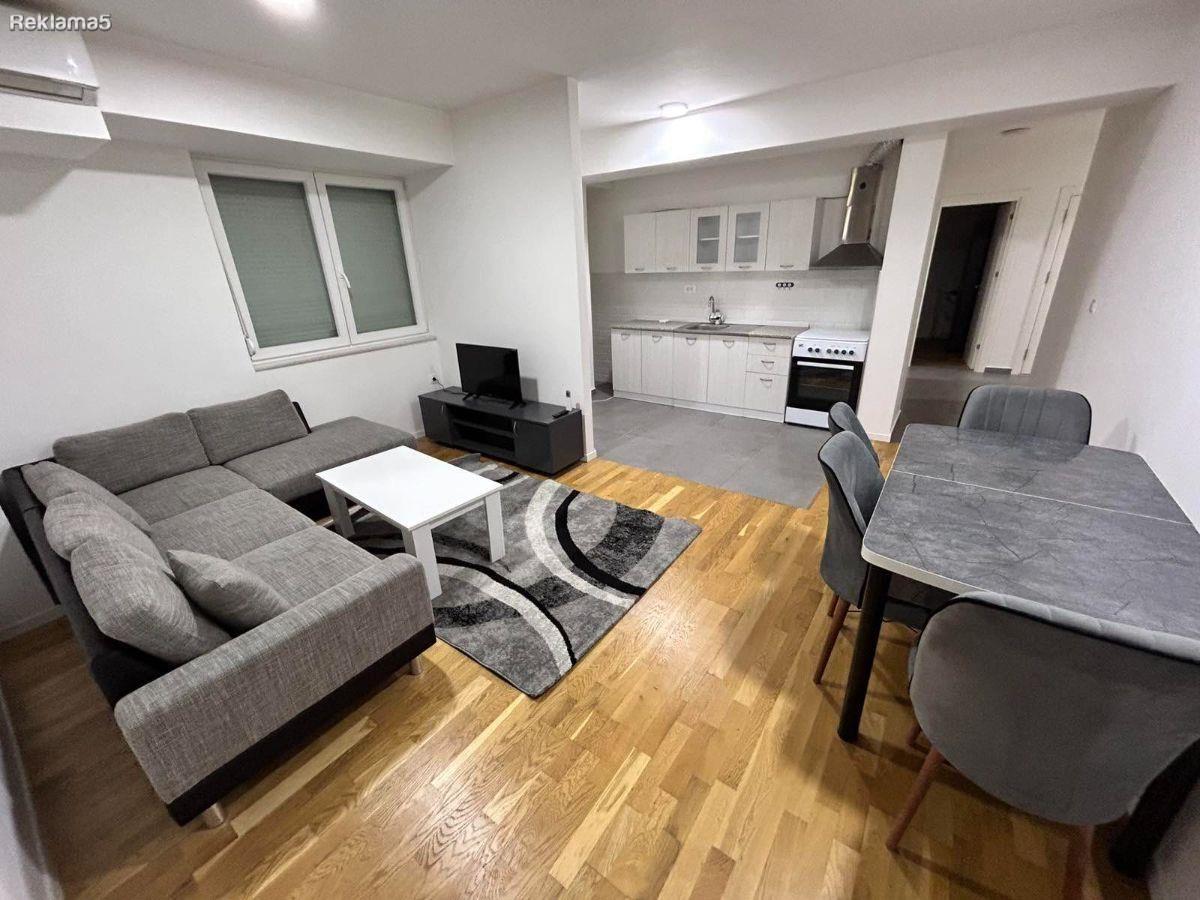 FOR RENT FURNISHED 3-ROOM 70M2 APARTMENT IN CHROME
