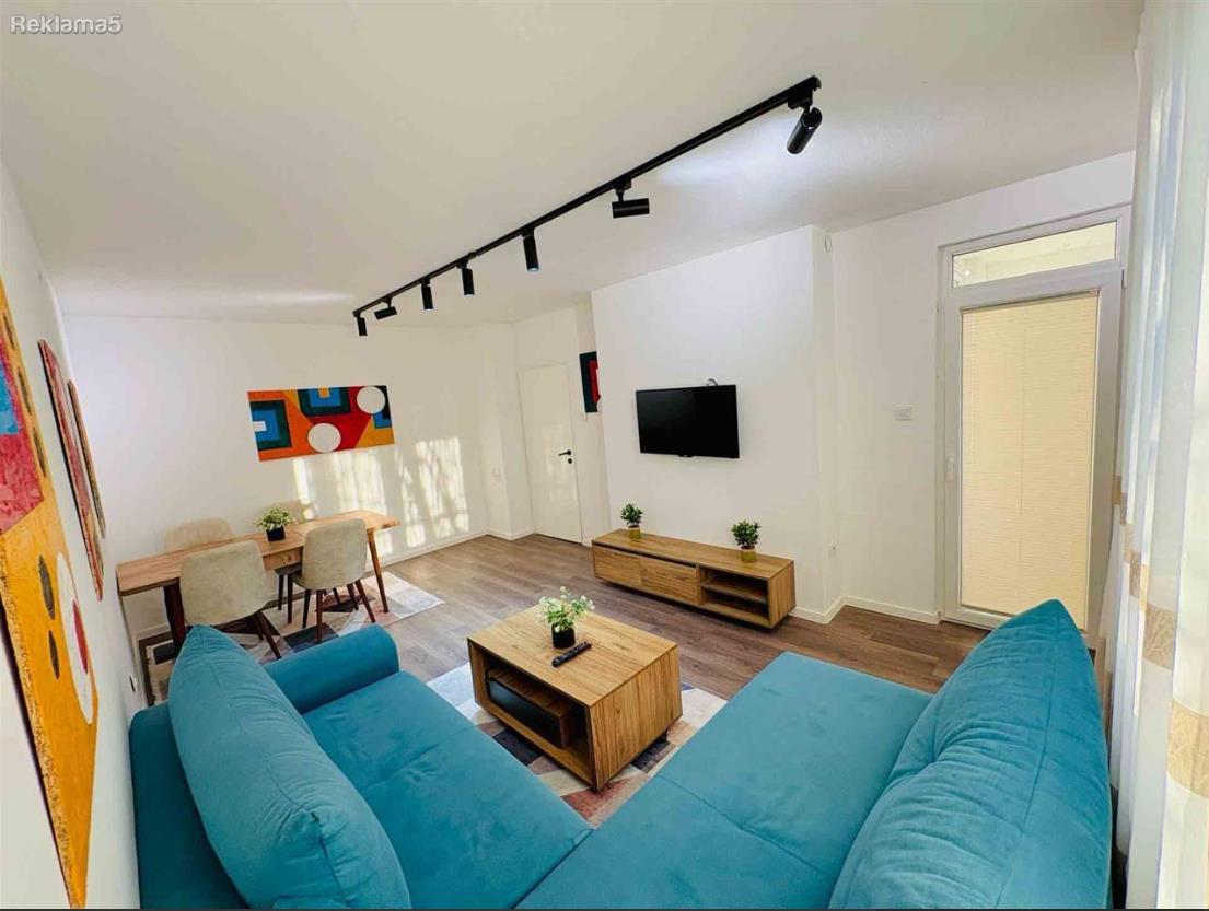 Apartment for rent in Aerodrom 69m2