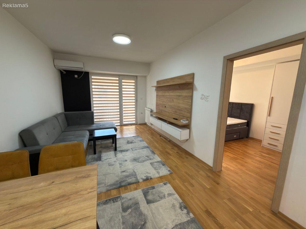 Se prodava stan 56m2 Taftalidze