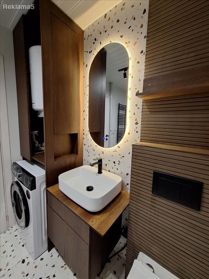 Se izdava 82m2 , 3 spalni, 3ti kat, Aerodrom, luksuzen