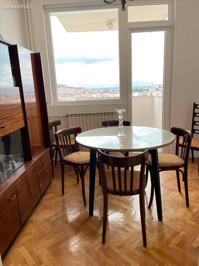 Sunny renovated apartment