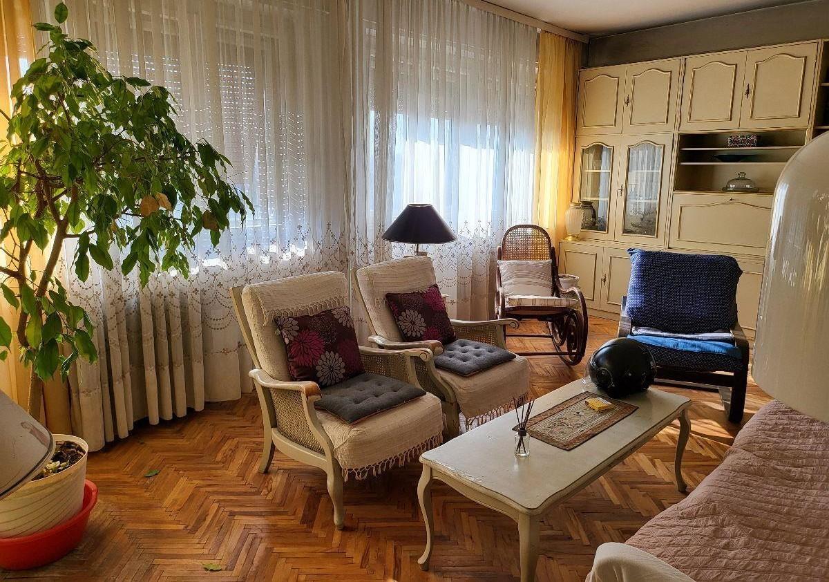 KOD.2020SE PRODAVA stan vo KOZLE 90m2