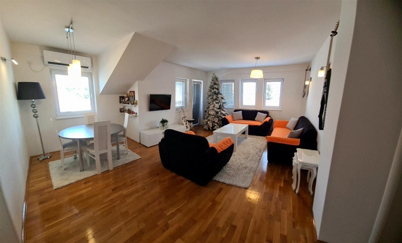 Namesten stan Taftalidze 2 105m2 so 3spalni novogradba