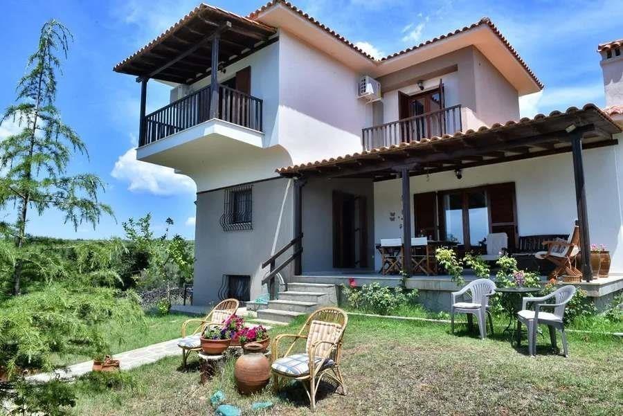 Gerakini Halkidiki house of 180m2