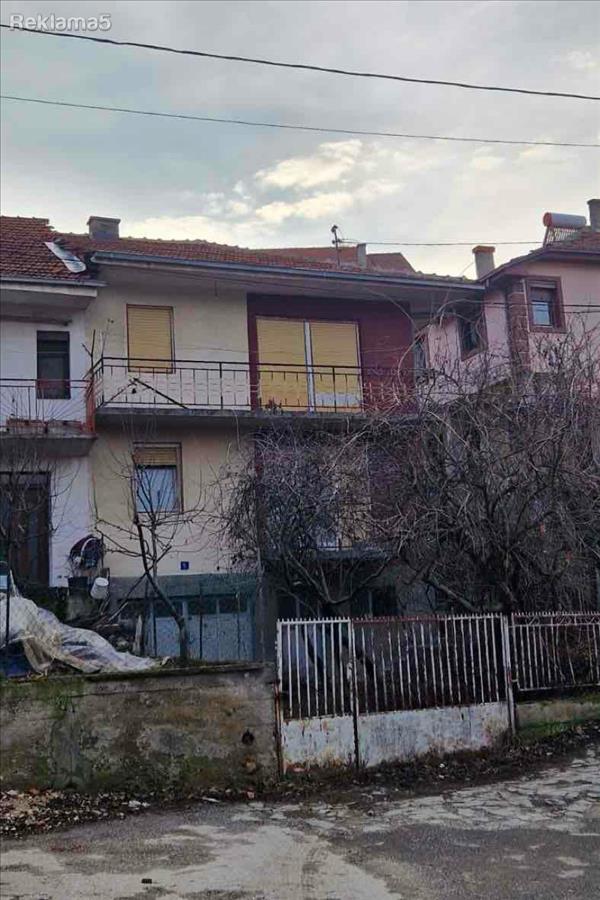 Se prodava kukja vo Kriva Palanka