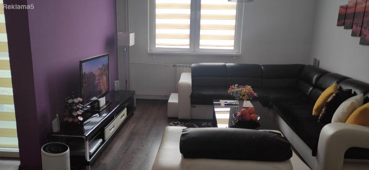 Se prodava prazen stan 69m2 vo Aerodrom