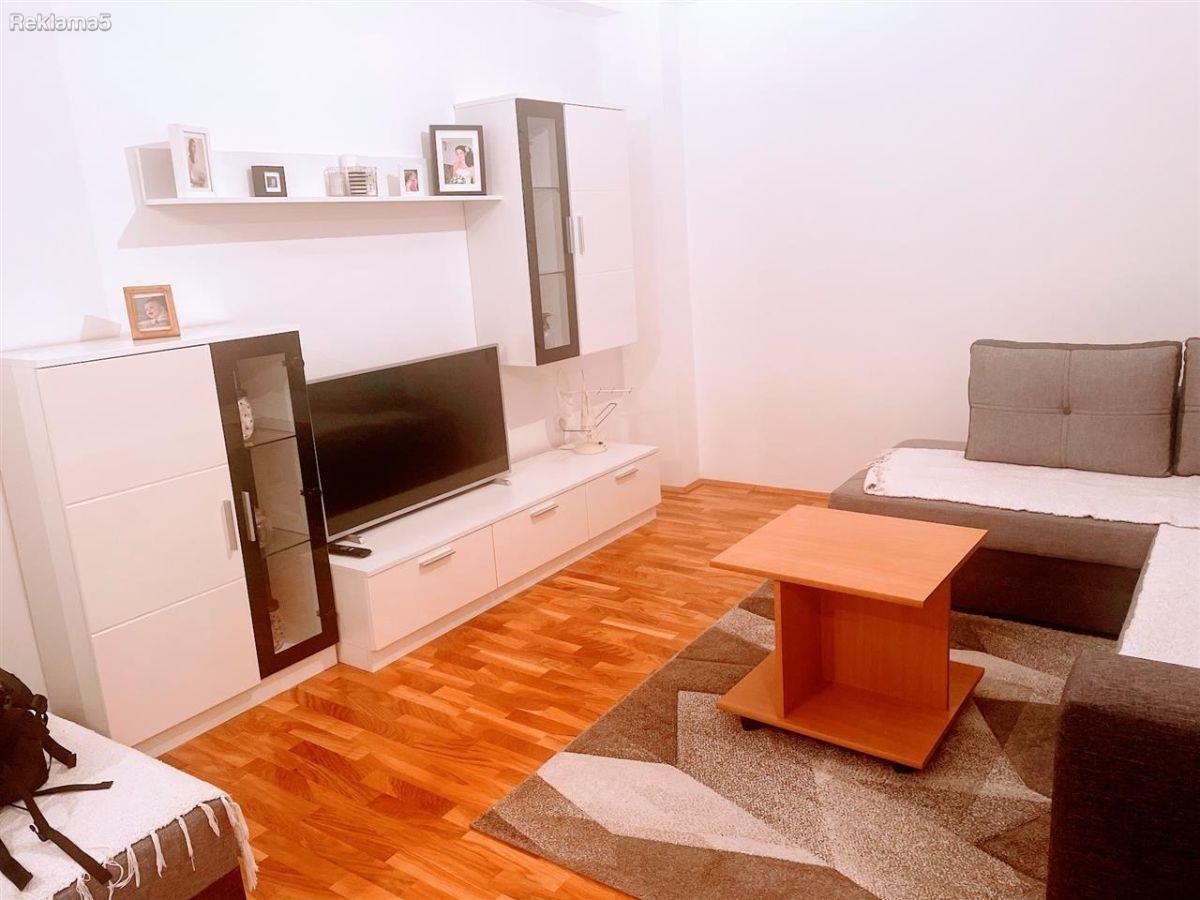 Se prodava stan 44m2 na Vodno