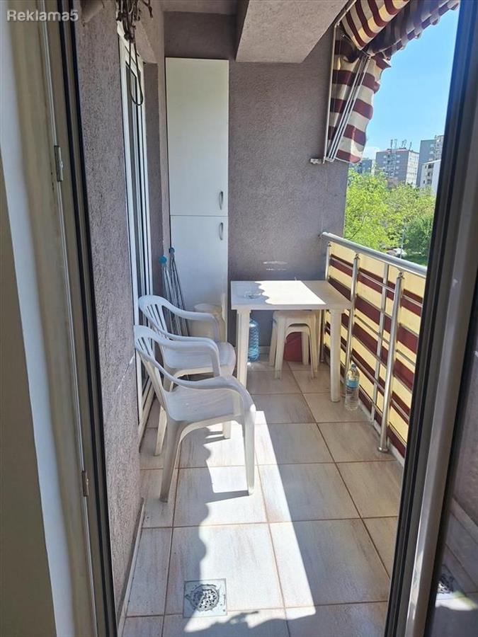 SAVIC IS SELLING AN APARTMENT IN TAFTALIJE