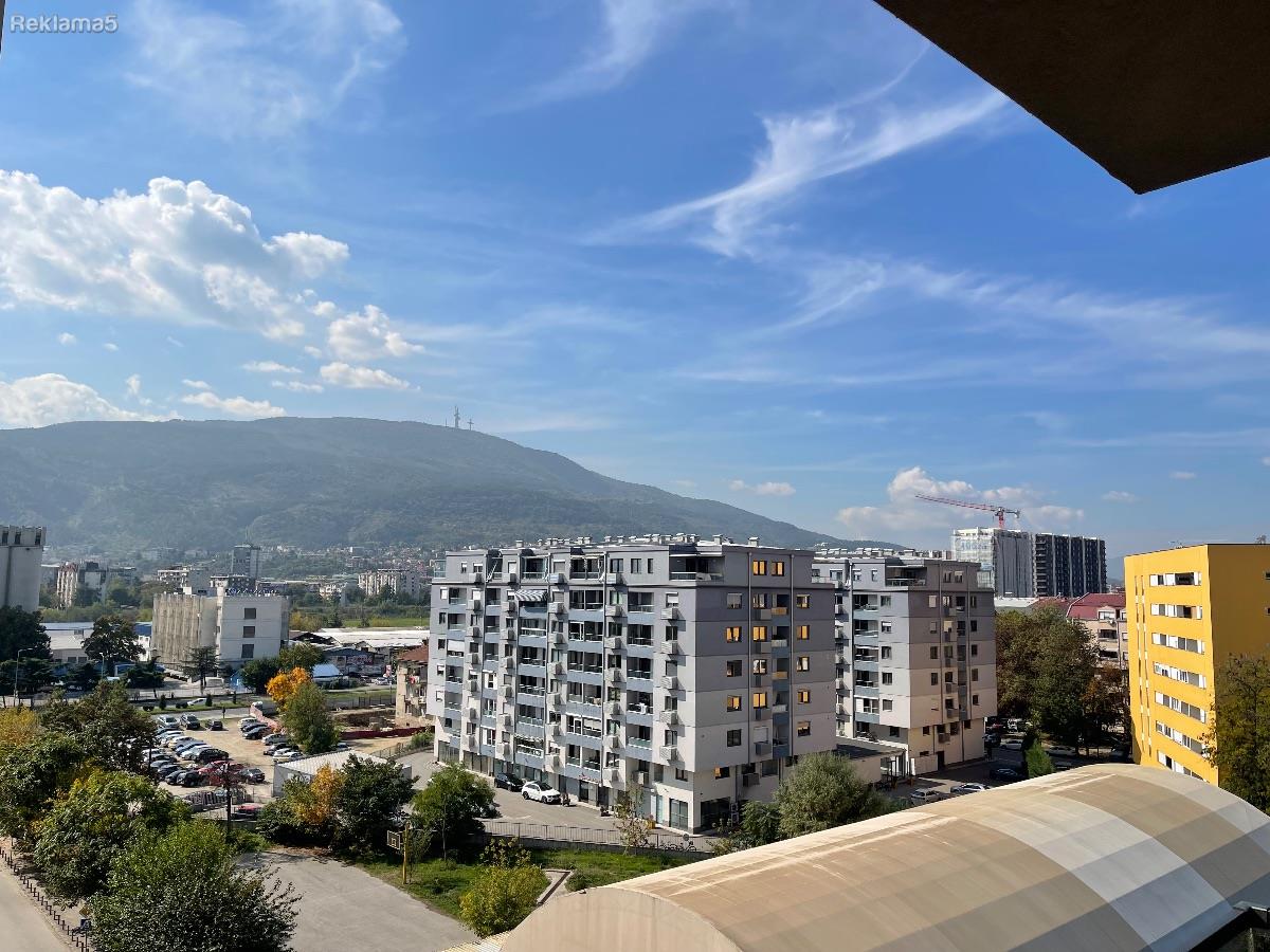 NOV STAN VO AERODROM 71m2 3spalni