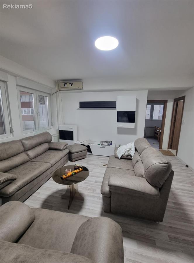 Apartment for rent in Aerodrom 90m2