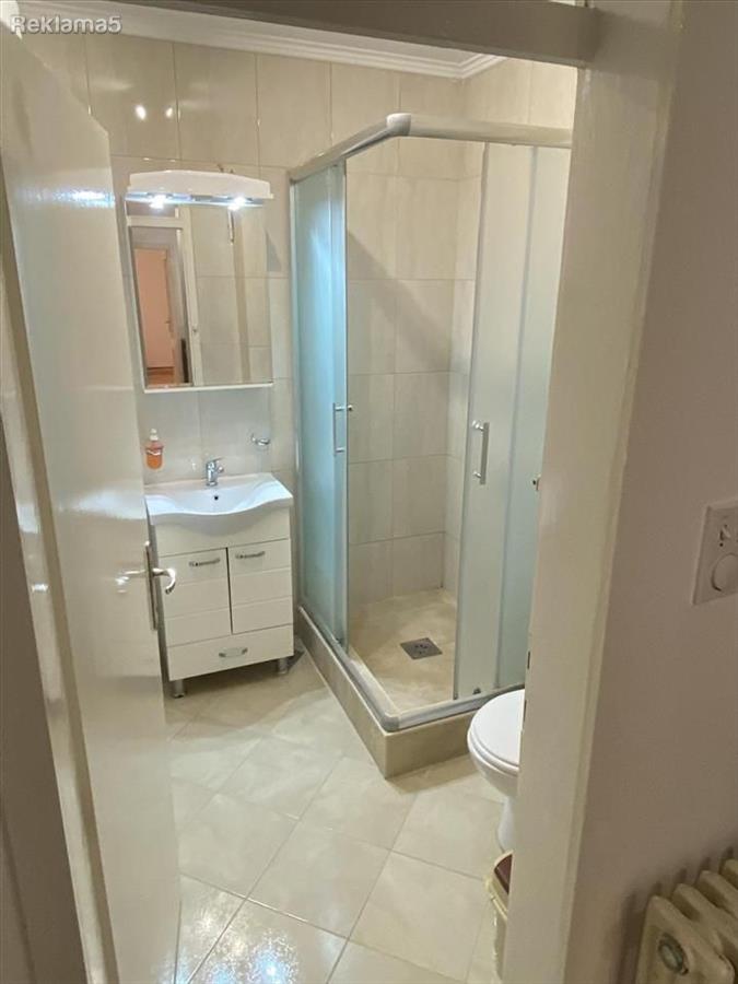 Izdavam Renoviran Trosoben Renoviran Stan 65 m2 Taftalidze