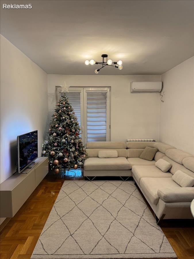 NEW FURNISHED APARTMENT 52M2 WITH GARAGE AIRPORT DIM MARKET