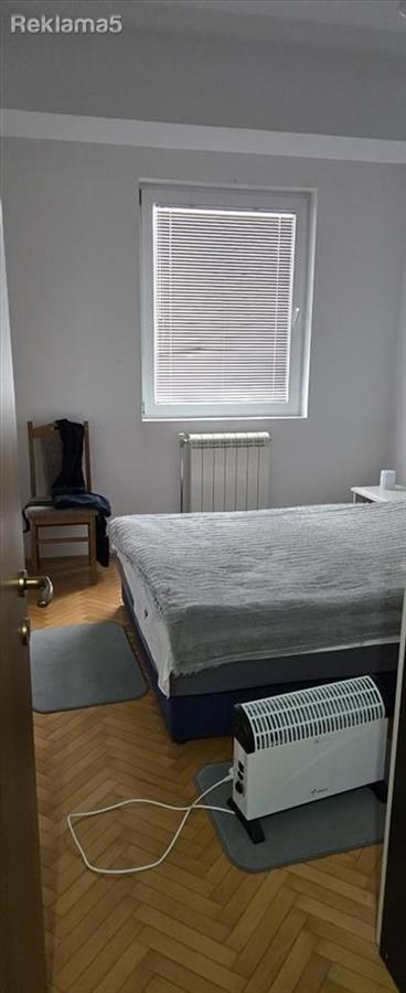 FOR SALE FURNISHED 2-ROOM 38M2 APARTMENT IN THE CENTER NEAR UNIVERZA