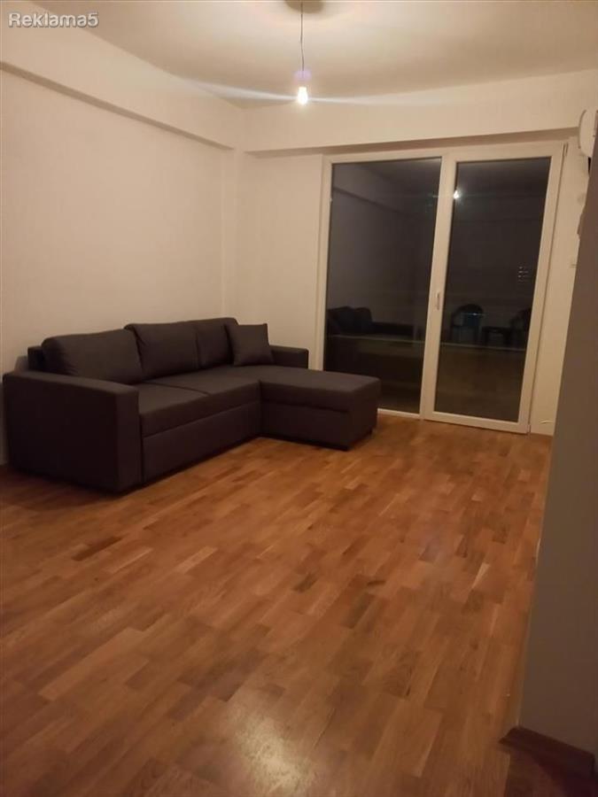 SE IZDAVA DVOSOBEN NOV VLAE / HROM