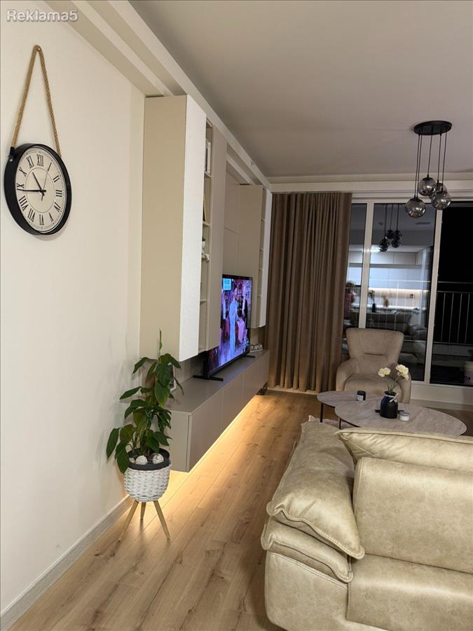 STAN 82M2 VO CEVAHIR SKY CITY (LUKSUZEN) NAMESTEN LUKSUZNO