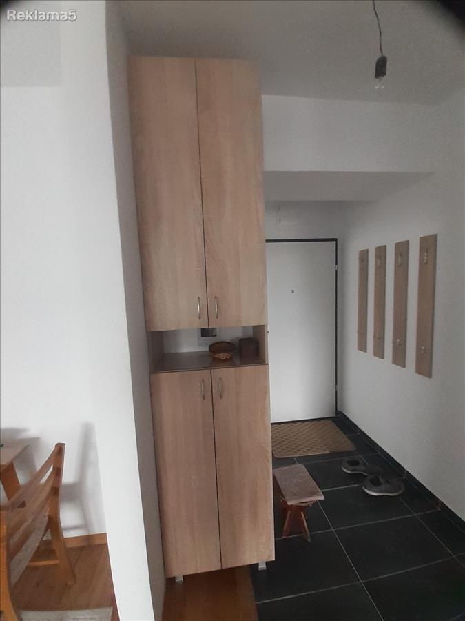 New, furnished apartment across the street from Von University