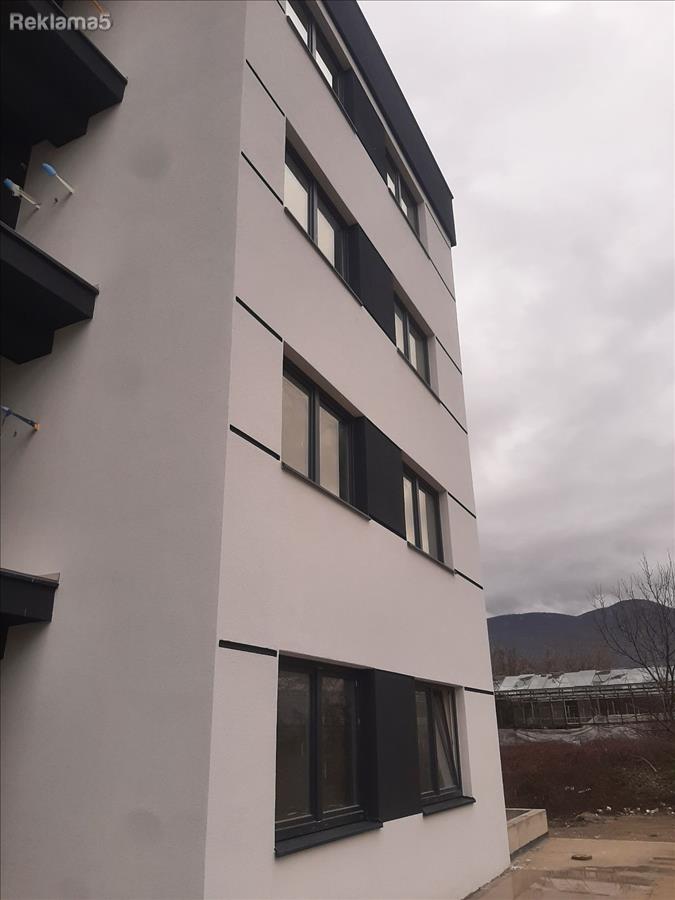 SANRAJS Nov stan 49 m2 + 12m2 parking jugoistok odlicen
