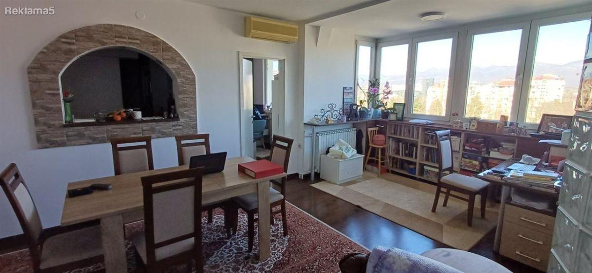 We are selling a 100m2 duplex apartment with 4 bedrooms in Aerodrom