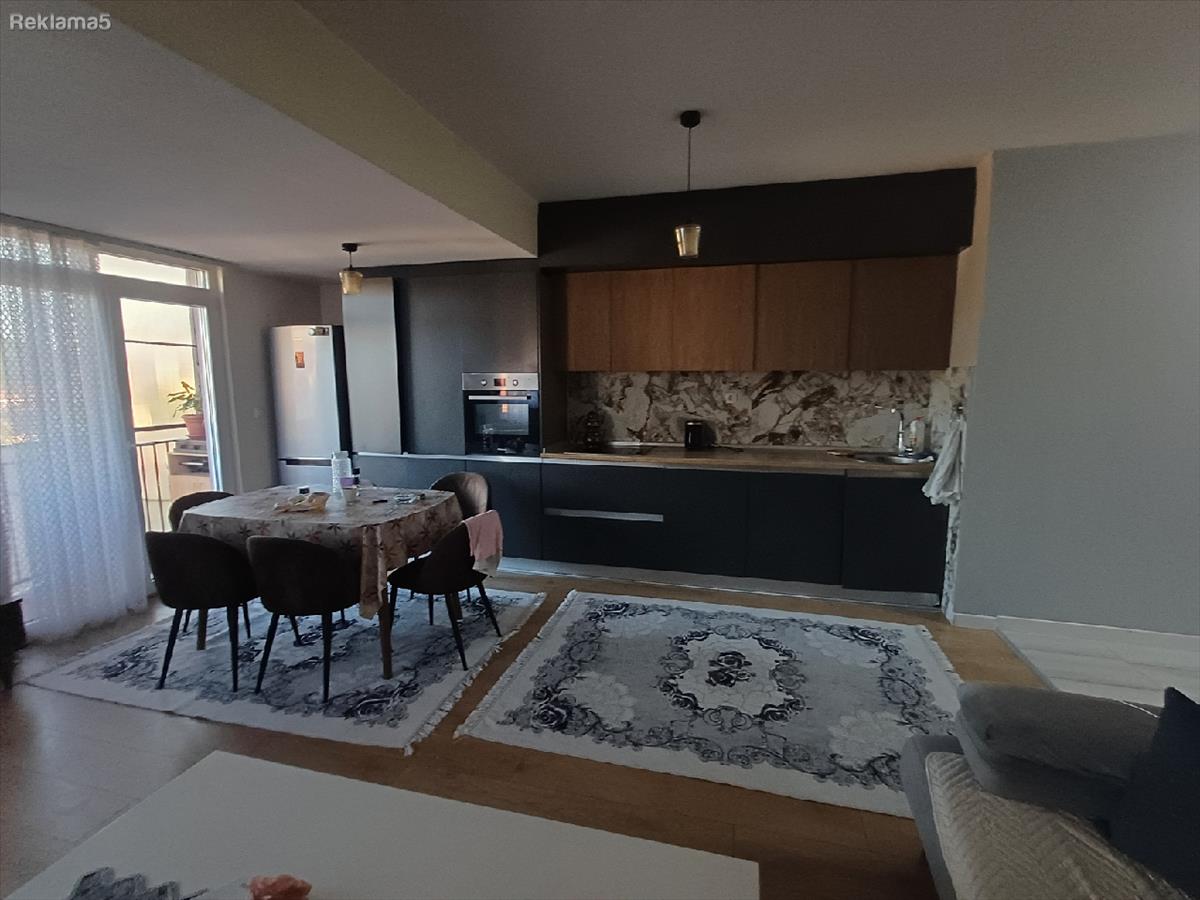 Se Prodava Namesten Stan 83 m2