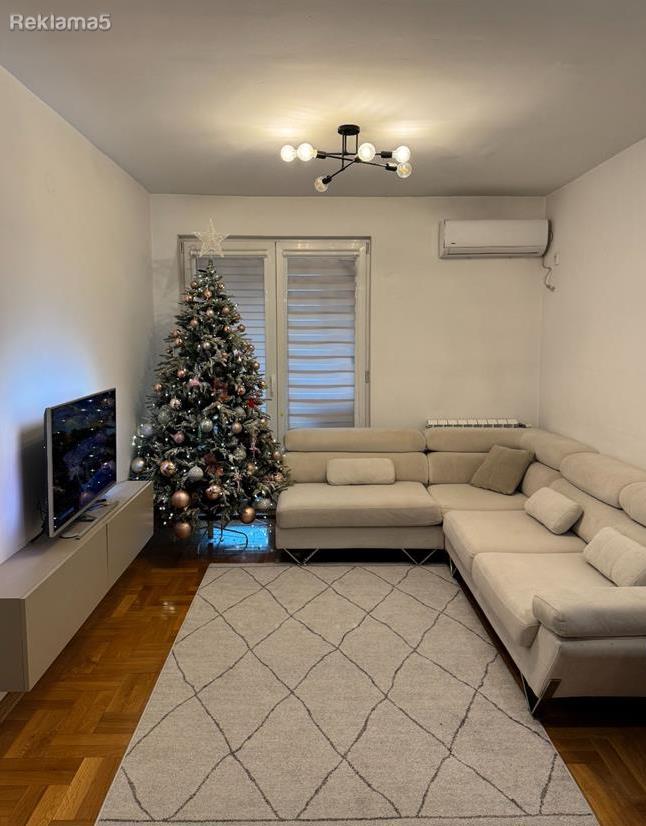Apartment for sale in Aerodrom 52m2