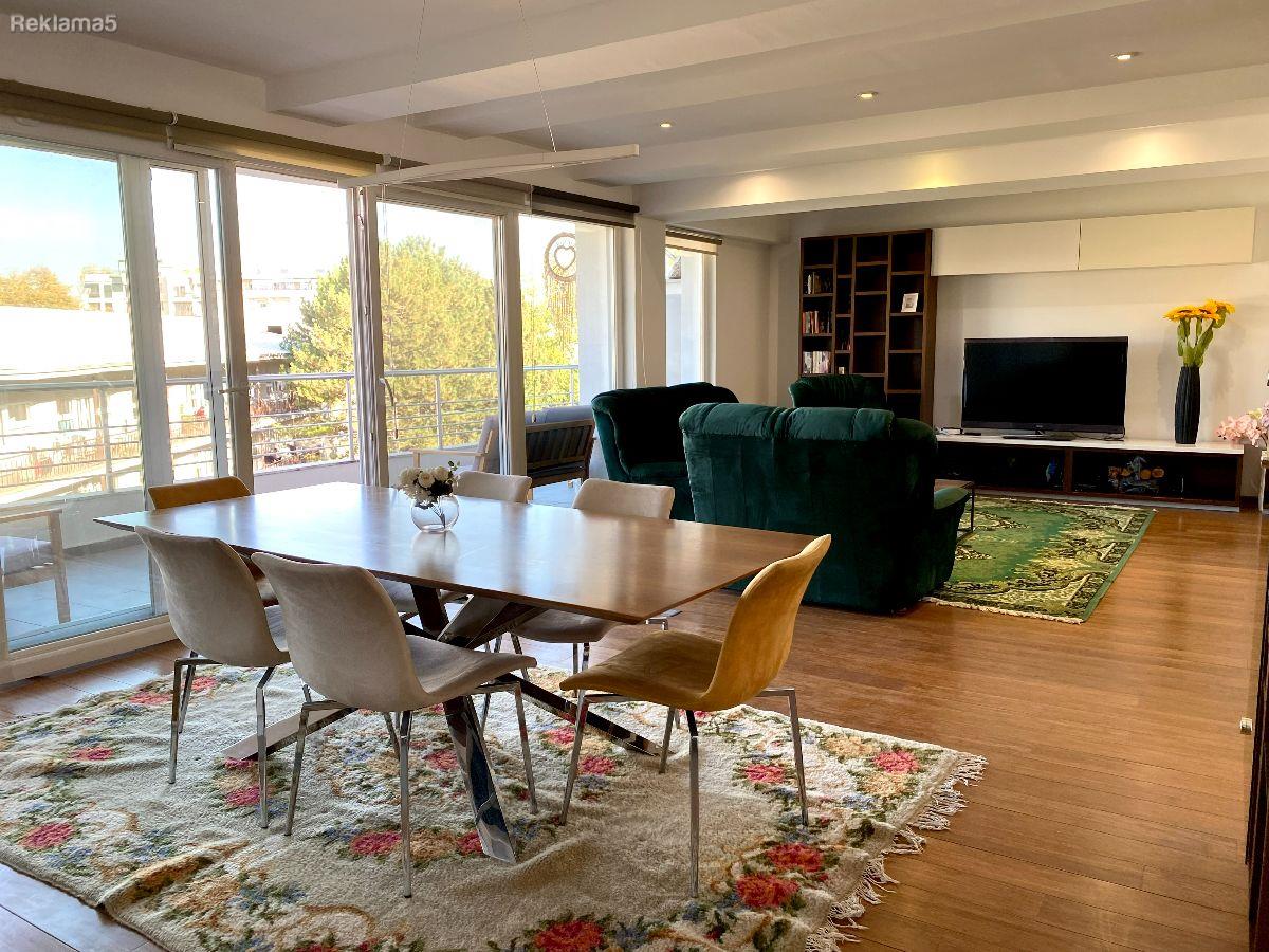 FOR SALE THREE-ROOM APARTMENT IN THE CENTER - IN KAPISHTECS