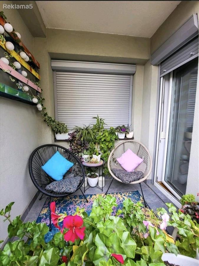 An apartment in the Center is for sale