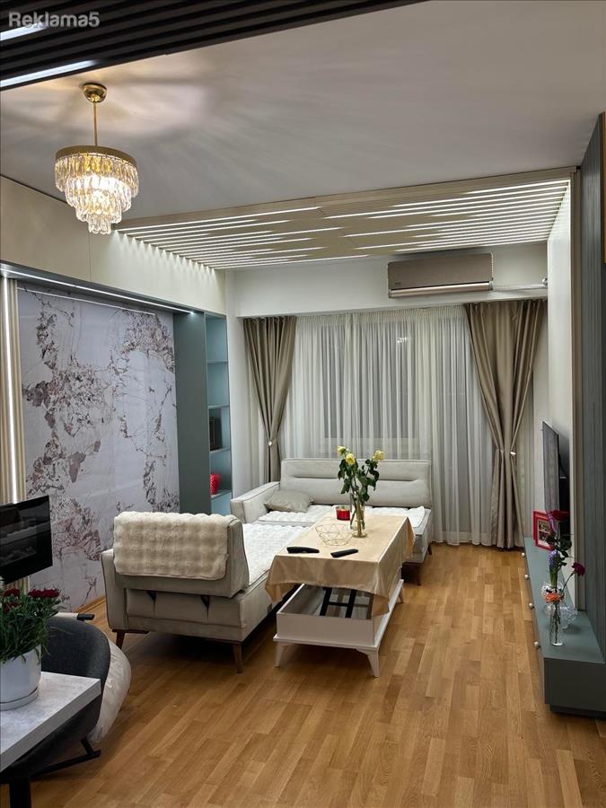 Se izdava stan vo East Gate Living