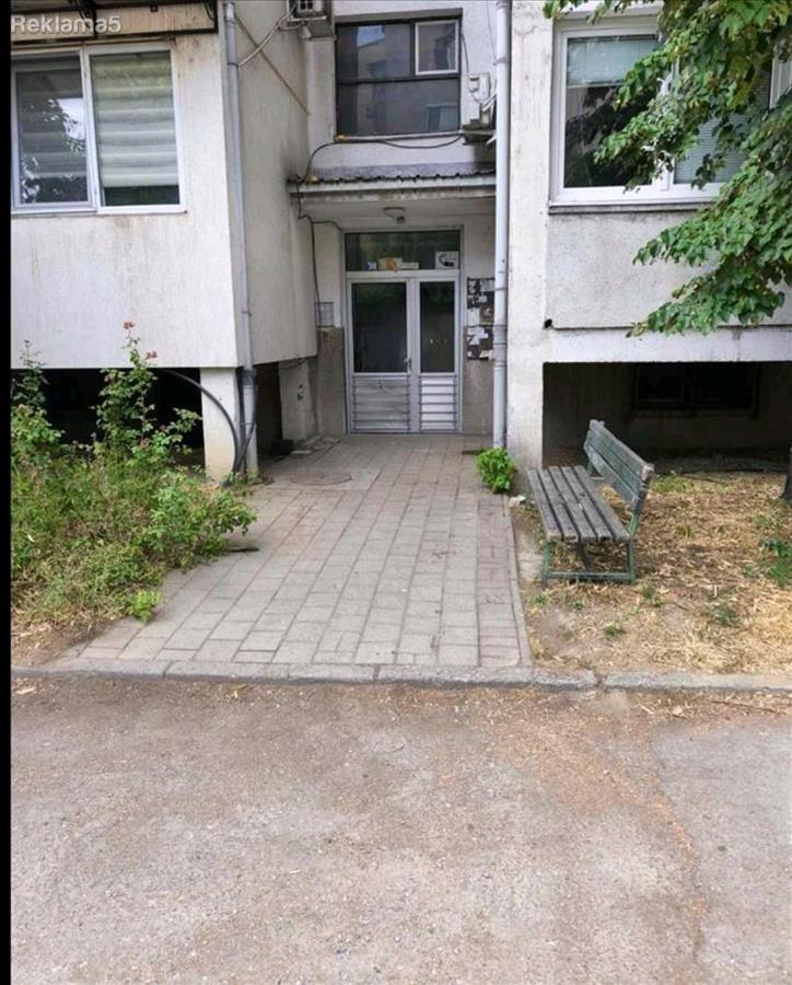 Se prodava stan vo Kisela Voda