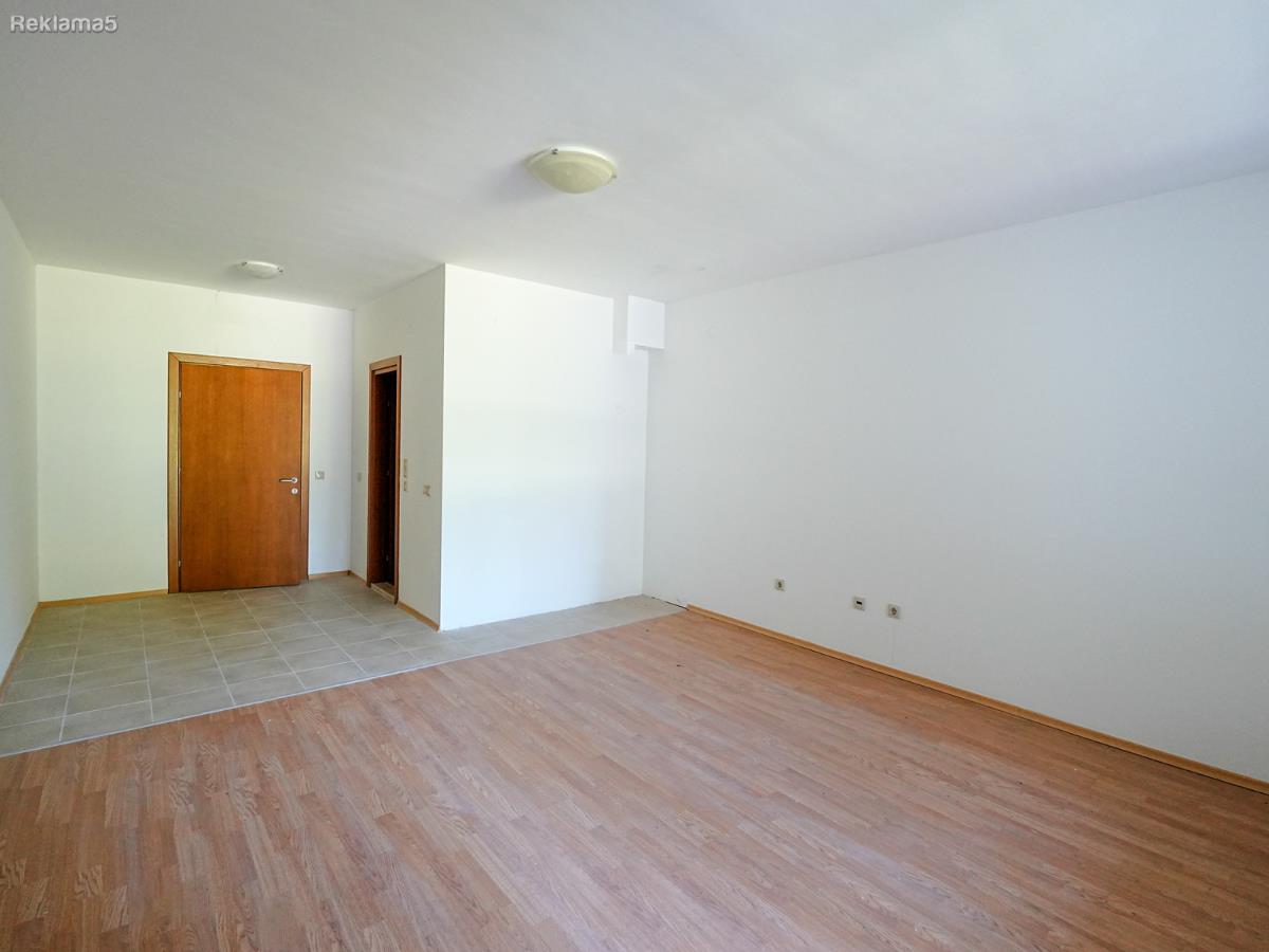 SALE OF AN APARTMENT IN RAZOLOG, BULGARIA