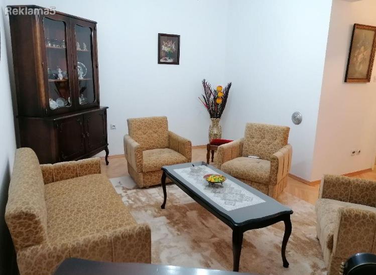 SE IZDAVA DVOSOBEN HOTEL RUSIJA AERODROM