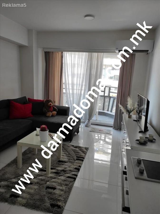 Dharma Doma rents an apartment in Karposh!