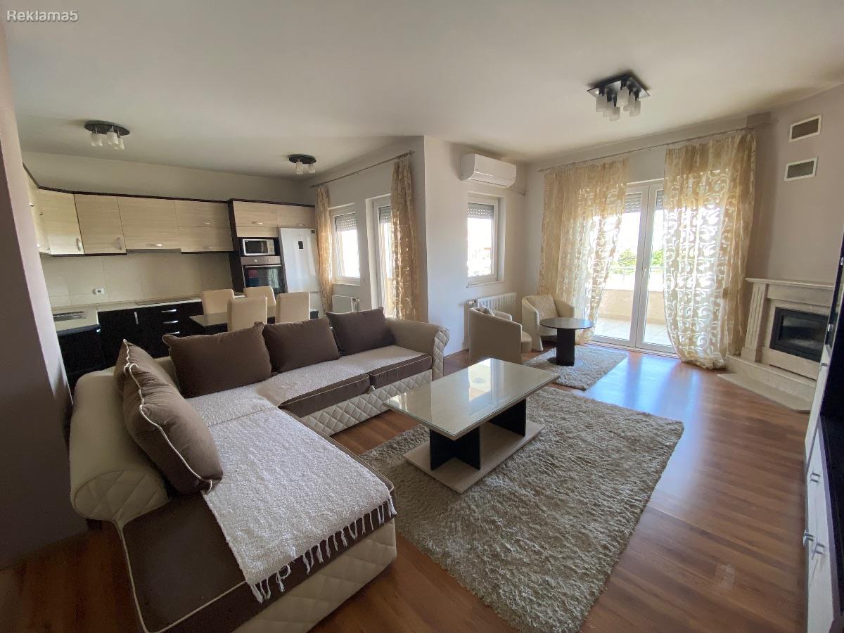 I am renting a luxuriously furnished apartment in Gevgelija