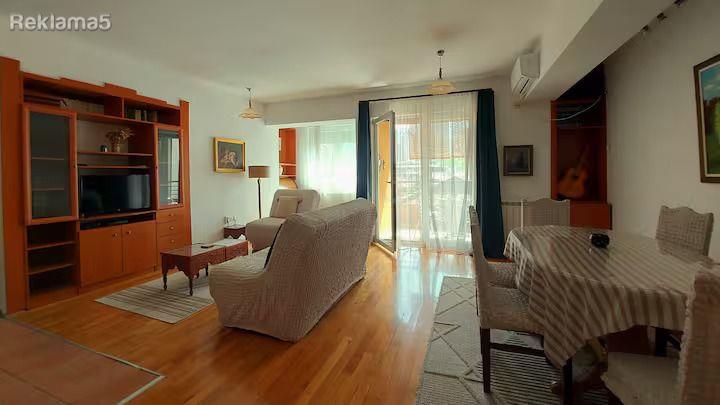 Renovated apartment with a beautiful view and beautiful art.